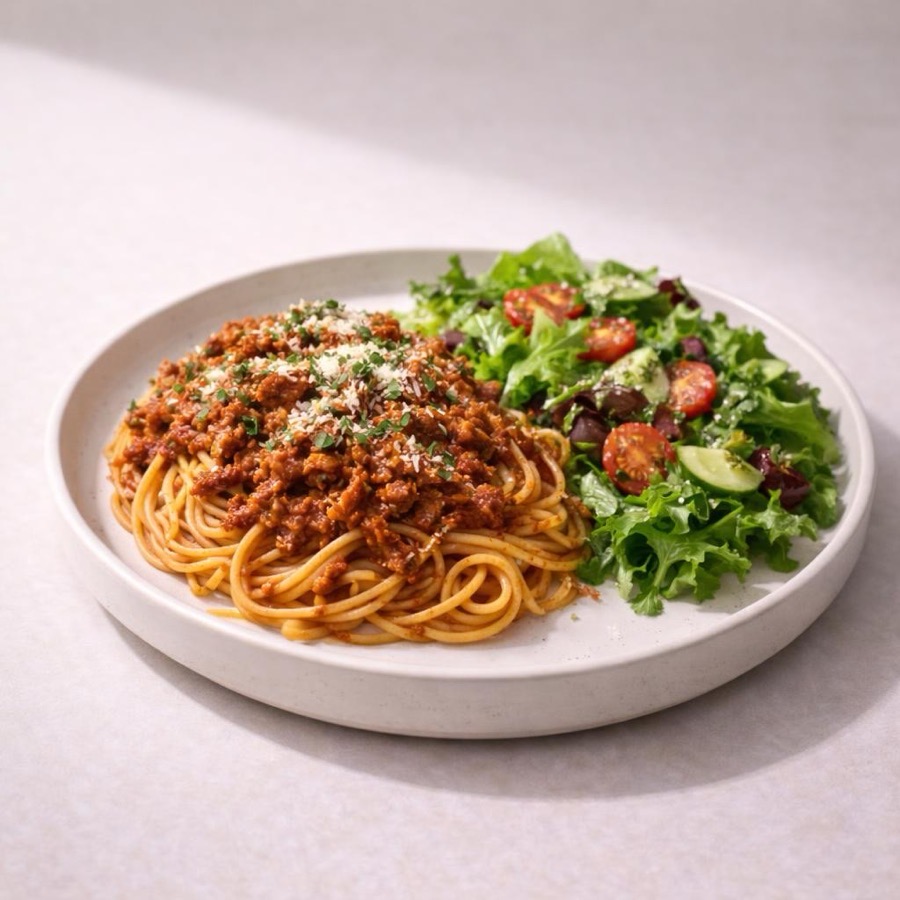 Spaghettis bolognaise et salade verte